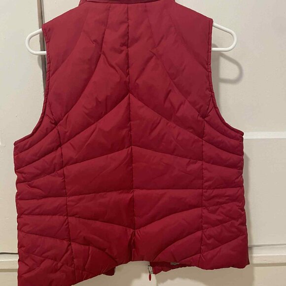 Charlie Brown hoodie, red vest, jean jacket. - Picture 5 of 7